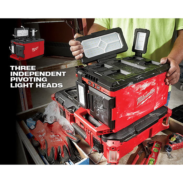 MILWAUKEE M18™ PACKOUT™ Light/Charger (Light Only)