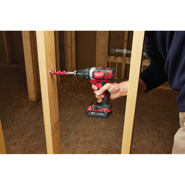 Kit de taladro atornillador compacto MILWAUKEE M18™ de 1/2"