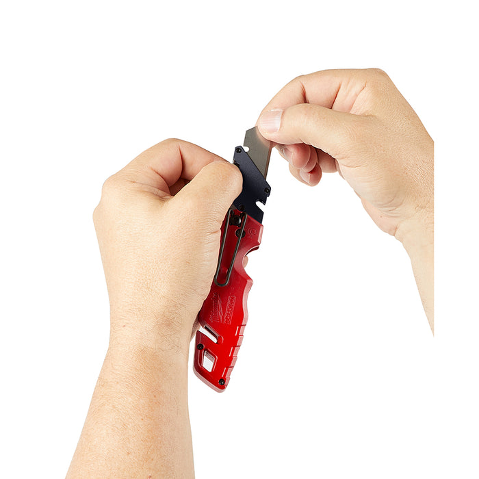 MILWAUKEE FASTBACK™ Folding Utility Knife