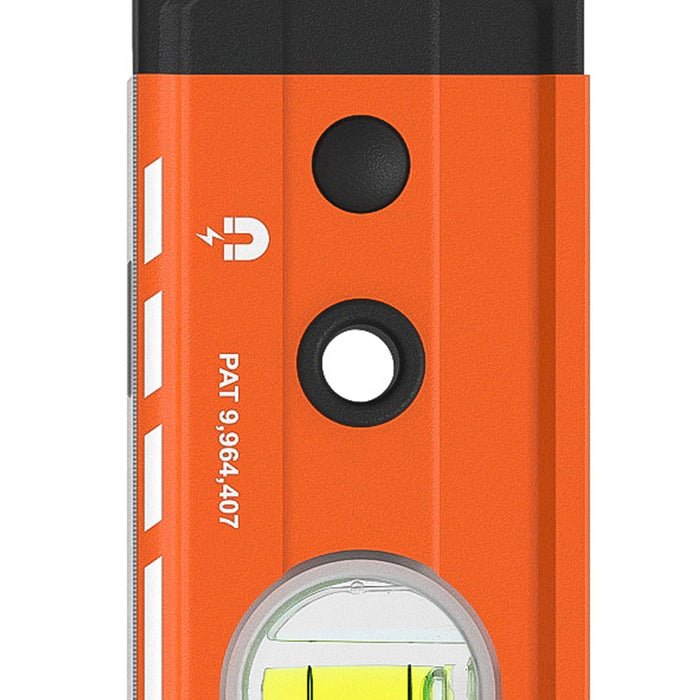 93548mag_alt1_b.jpg