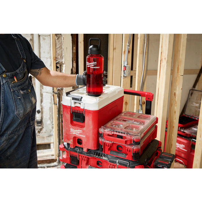 MILWAUKEE PACKOUT™ 48oz Bottle w/ Chug Lid