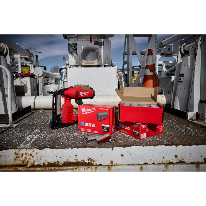 Grapas galvanizadas de calibre 9 de 1-1/2" MILWAUKEE