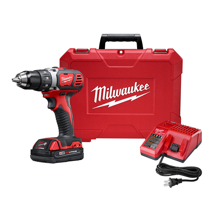 Kit de taladro atornillador compacto MILWAUKEE M18™ de 1/2"
