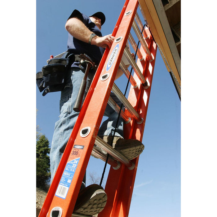 Werner D6216-2 Fiberglass D-Rung Extension Ladder, 16 ft, 2-Section, Type IA, 300 lb Duty Rating, D6200-2 Series