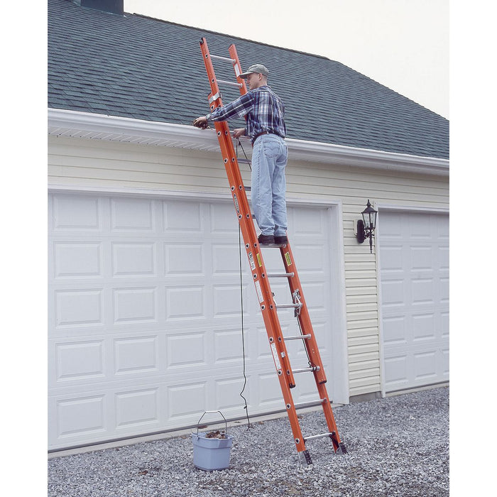 Werner D6216-2 Fiberglass D-Rung Extension Ladder, 16 ft, 2-Section, Type IA, 300 lb Duty Rating, D6200-2 Series