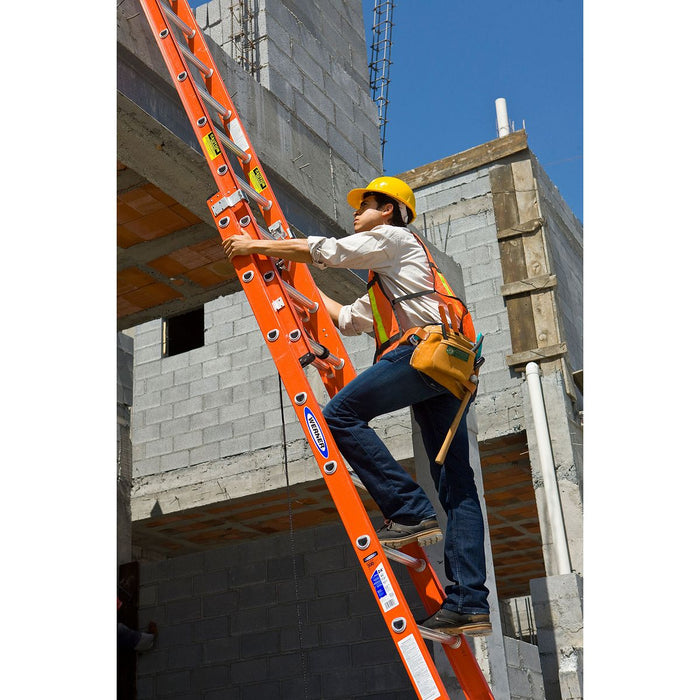 Werner D6220-2 Fiberglass D-Rung Extension Ladder, 20 ft, 2-Section, Type IA, 300 lb Duty Rating, D6200-2 Series
