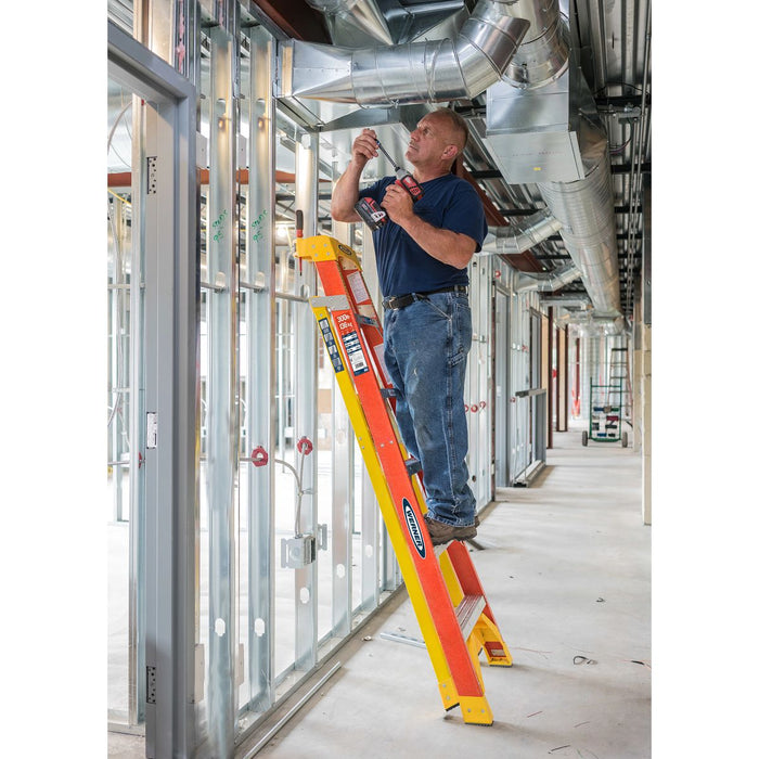 Werner L6206 LEANSAFE Fiberglass Leaning Ladder, 6 ft, Type IA, 300 lb Duty Rating, L6200 Series