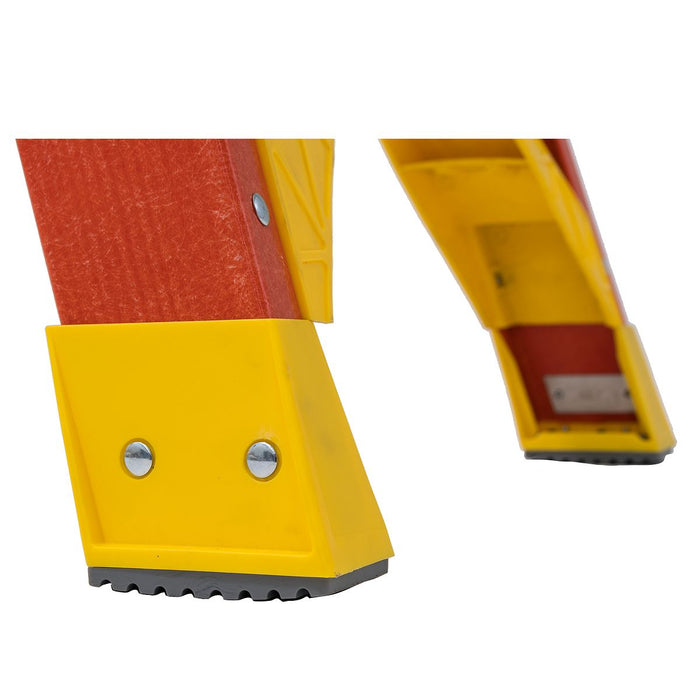 Werner L6206 LEANSAFE Fiberglass Leaning Ladder, 6 ft, Type IA, 300 lb Duty Rating, L6200 Series