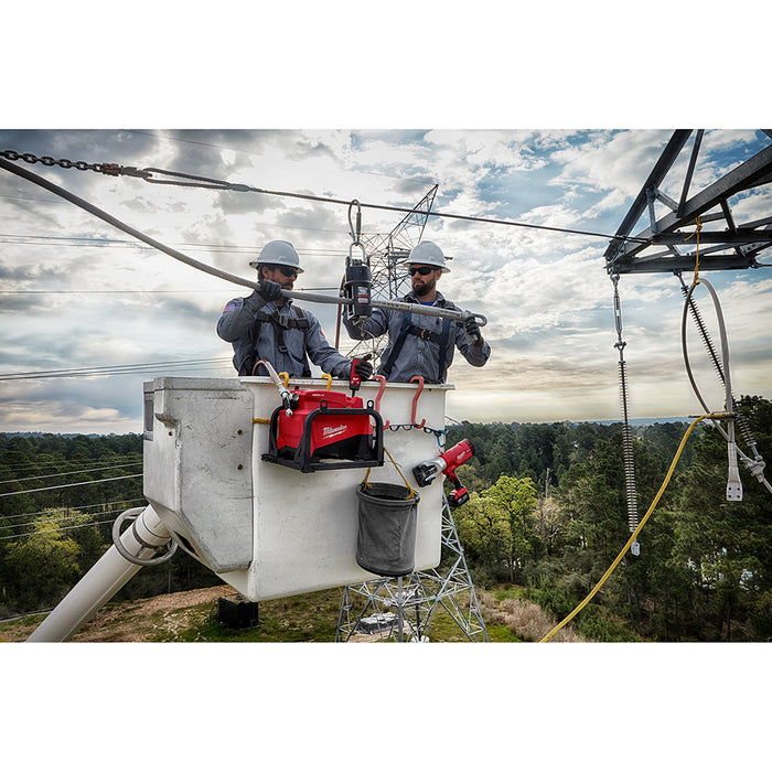 MILWAUKEE M18 FORCE LOGIC 10,000PSI Hydraulic Pump Kit