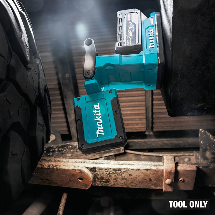 Makita ML013G 40V max XGT® Lithium-Ion L.E.D. Magnetic Work Light, Light Only