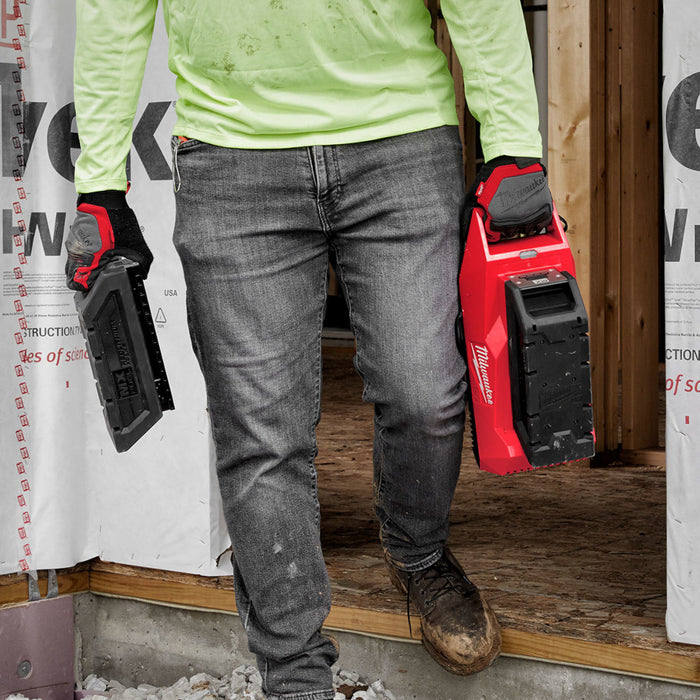 MILWAUKEE MX FUEL™ Charger