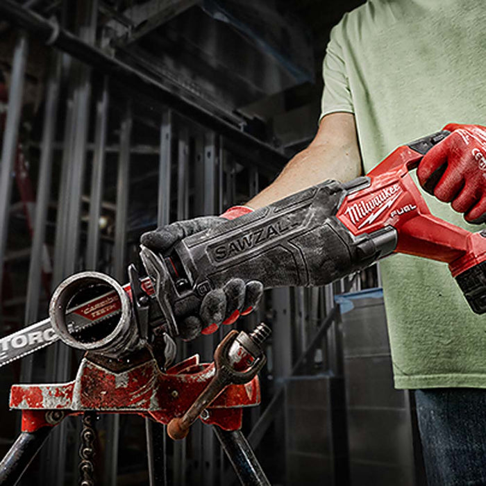 Sierra alternativa MILWAUKEE M18 FUEL™ SAWZALL® con kit ONE-KEY™