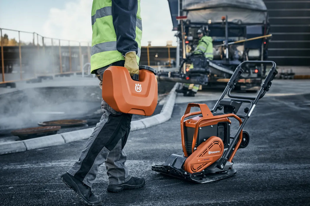 Husqvarna Construction LF 75 PACE Cordless Forward Plate Compactor