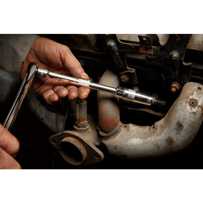 MILWAUKEE Vaso para bujía de 14 mm con accionamiento de 3/8"