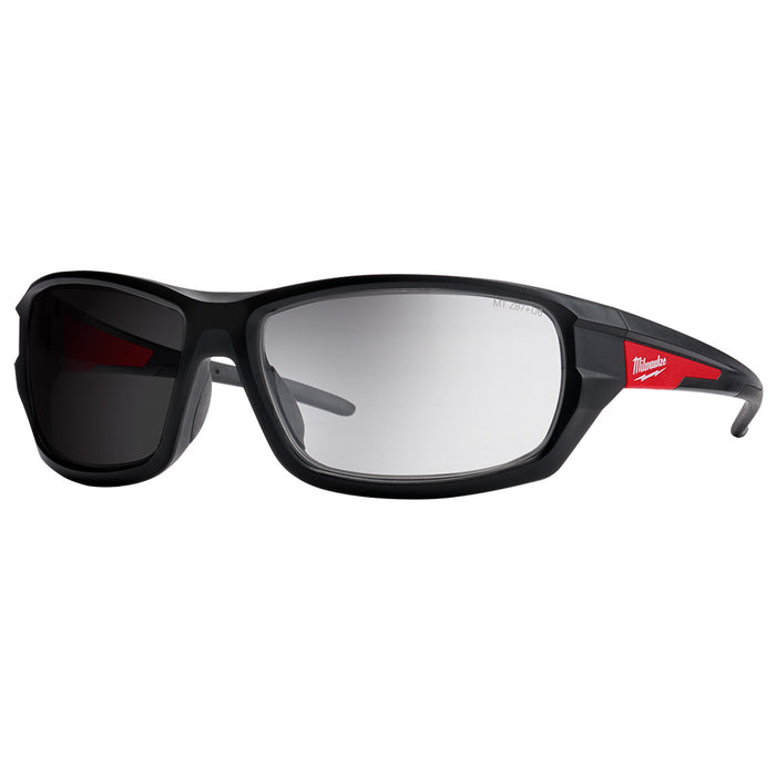 Gafas de seguridad MILWAUKEE Transition Performance con lentes antirrayas