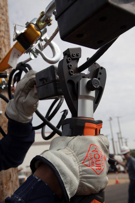 KLEIN TOOLS 4 Ah ACSR Cable Cutter Kit