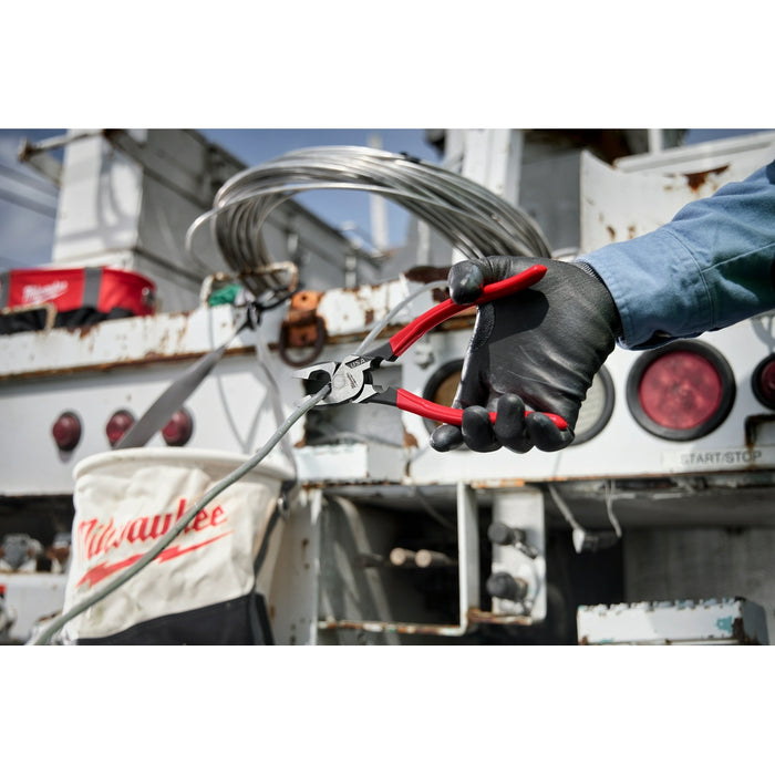 Alicates de liniero sumergidos MILWAUKEE de 9" con limpiador de roscas