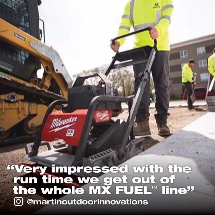 MILWAUKEE MX FUEL™ 20" Plate Compactor Kit