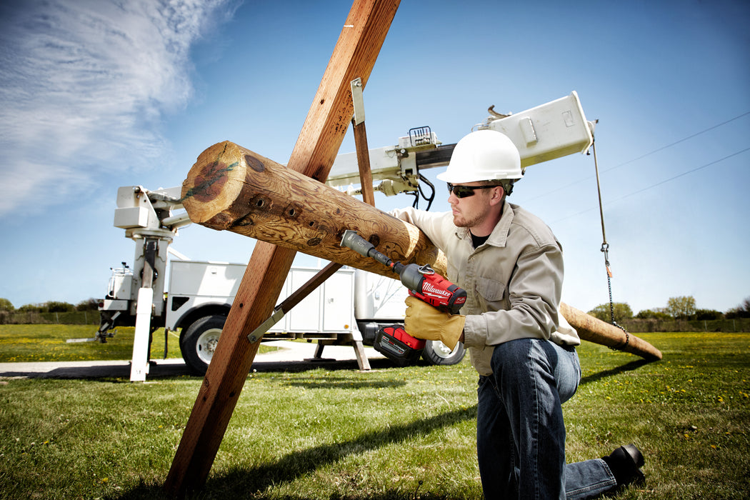 ENCHUFE DE DISTRIBUCIÓN 3 EN 1 DE MILWAUKEE SHOCKWAVE LINEMAN