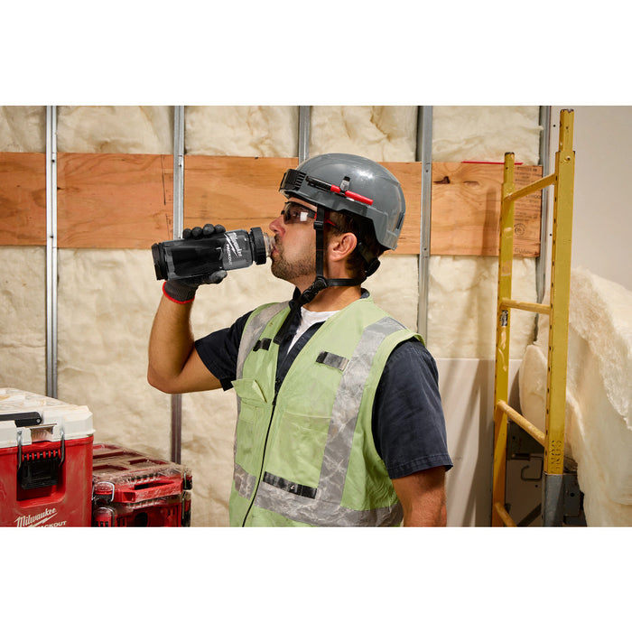 MILWAUKEE PACKOUT™ 25oz Bottle w/ Chug Lid