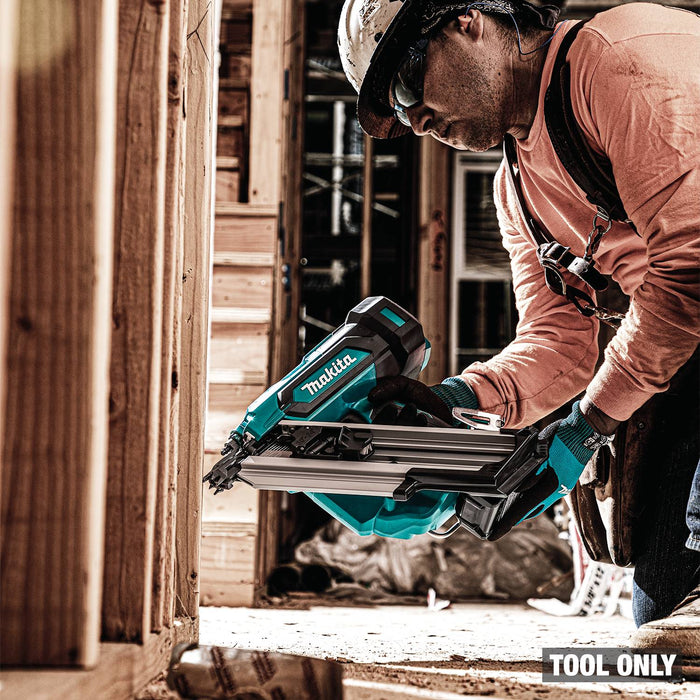 Makita GNB01Z 40V max XGT® Brushless Cordless 30º Clipped Head 3-1/2" Framing Nailer, Tool Only
