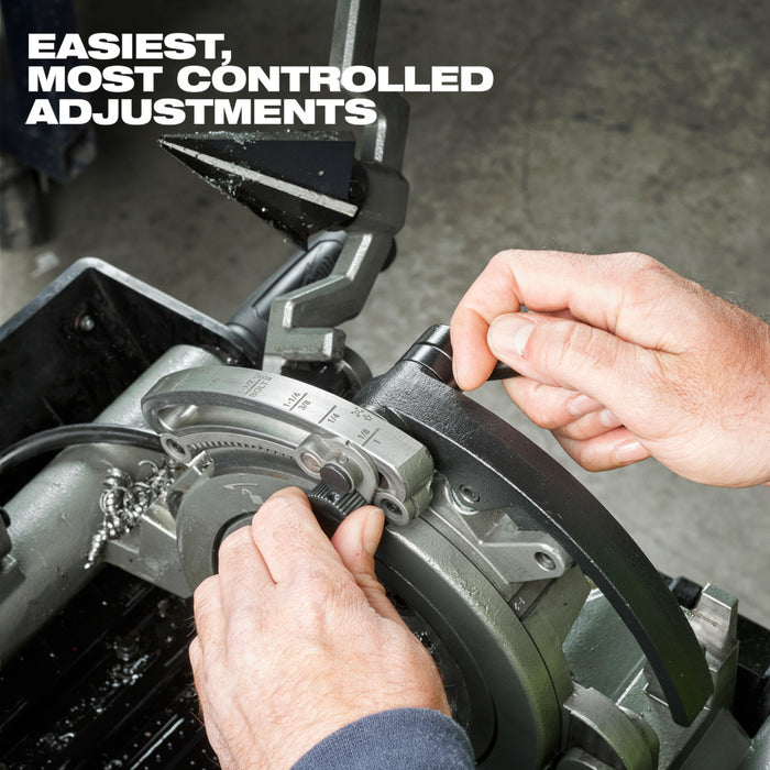 MILWAUKEE MX FUEL™ Pipe Threading Machine