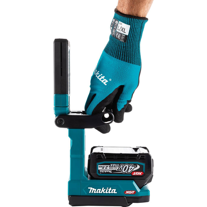 Makita ML013G 40V max XGT® Lithium-Ion L.E.D. Magnetic Work Light, Light Only