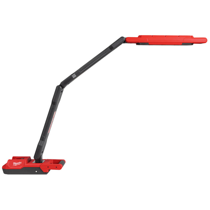 Luz de brazo extensible magnética MILWAUKEE M18™ (solo herramienta)
