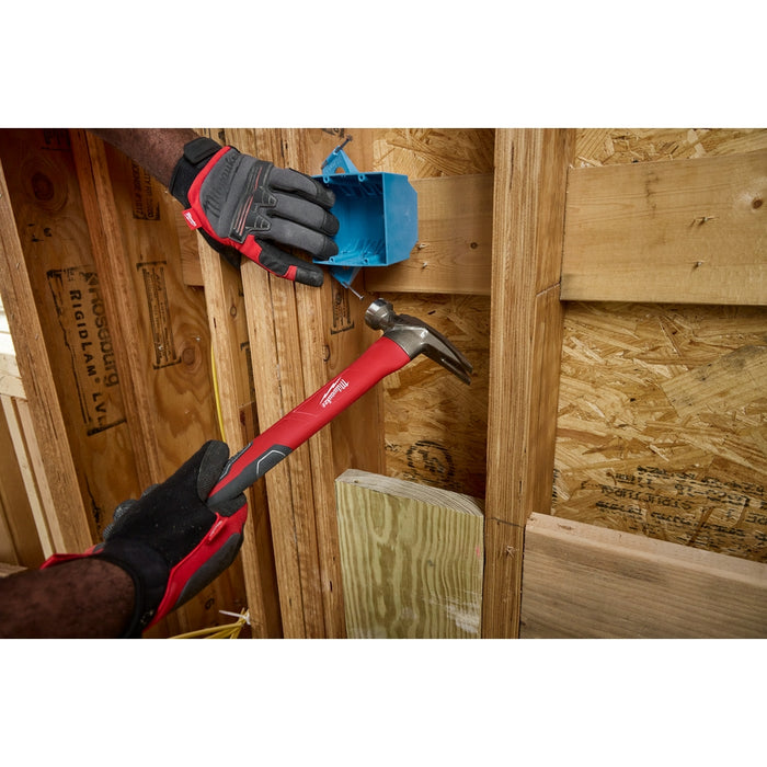 MILWAUKEE 21oz. Martillo con mango de poliéster/fibra de vidrio con cara fresada