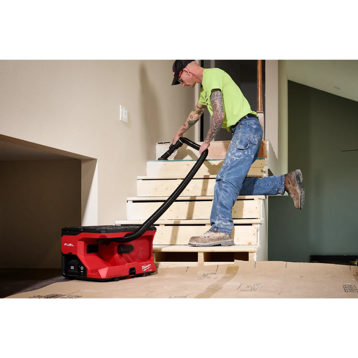 Milwaukee M18 FUEL™ 4 Gallon Wet/Dry Vacuum w/ PACKOUT™ Compatibility & VACLINK™