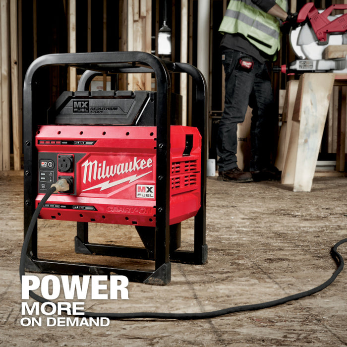 MILWAUKEE MX FUEL™ CARRY-ON™ 3600W/1800W Power Supply Kit