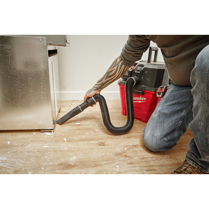 Manguera expandible MILWAUKEE de 1-7/8" x 32" - 102"