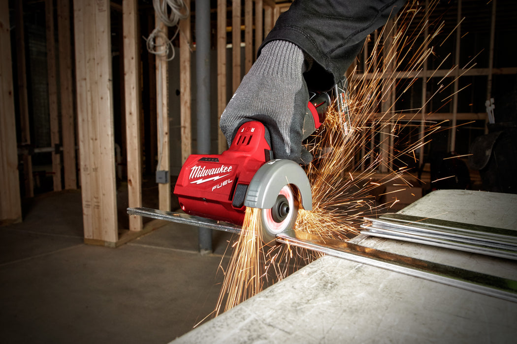 Herramienta de corte compacta MILWAUKEE M12 FUEL™ de 3" (solo herramienta)