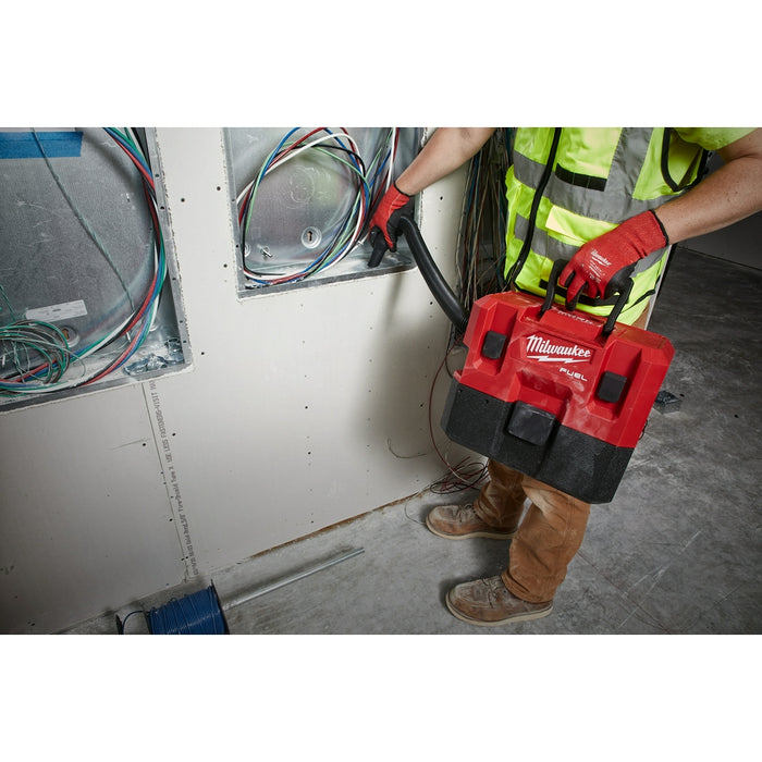 MILWAUKEE M12 FUEL™ 1.6 Gallon Wet/Dry Vacuum (Tool Only)
