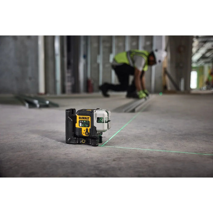 Kit de nivel láser giratorio para interiores y exteriores DEWALT