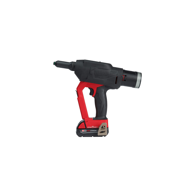 Remachadora ciega MILWAUKEE M18 FUEL™ de 1/4" con funda protectora ONE-KEY™