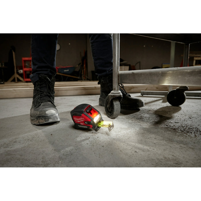MILWAUKEE 25' Compact Wide Blade Magnetic Tape Measure w/ Rechargeable 100L Light
