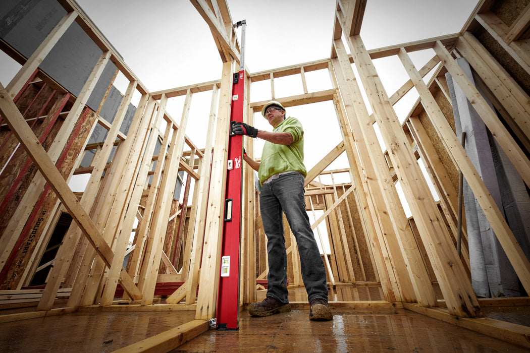 MILWAUKEE Nivel expandible REDSTICK™ de 6.5' - 12'