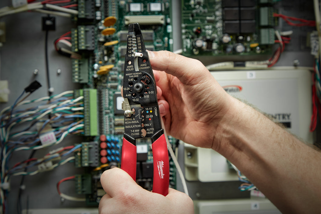 MILWAUKEE Multi-Purpose Wire Stripper w/ Crimper