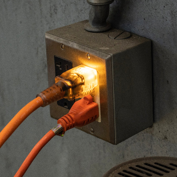 KLEIN TOOLS 25' Glow End Extension Cord