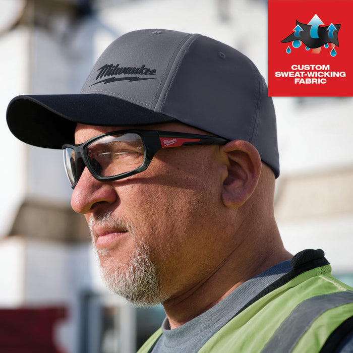 MILWAUKEE WORKSKIN™ Performance Fitted Hat Q4