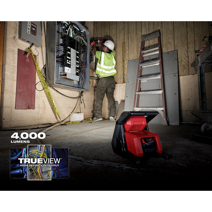 MILWAUKEE M18™ ROVER™ Luz de inundación de doble potencia (solo luz)