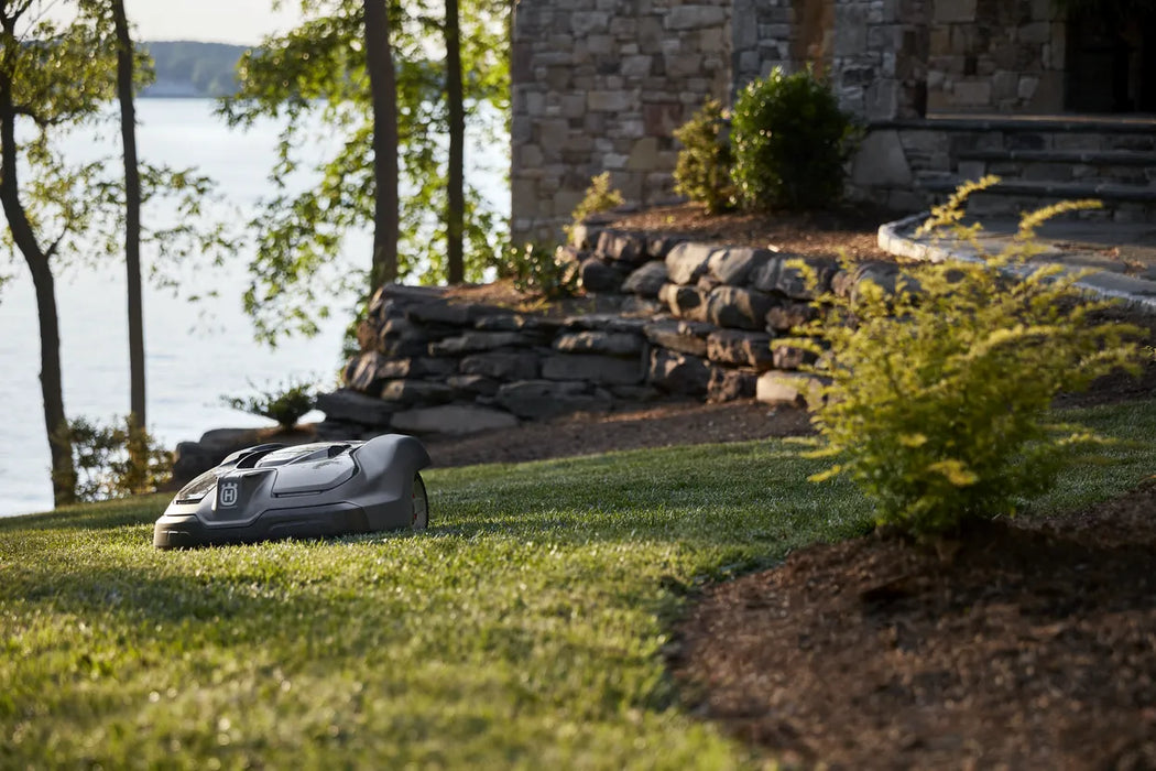 Husqvarna Automower 450Xh Robotic Lawn Mower, 2- to 3.6-Inch Cut Height, with GPS Assisted Navigation (up to 1.25 Acres) 967853101