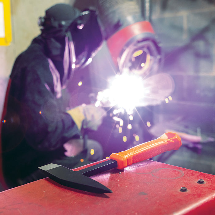 KLEIN TOOLS 10 oz 7" Welder's Chipping Hammer w/ Heat-Resistant Handle