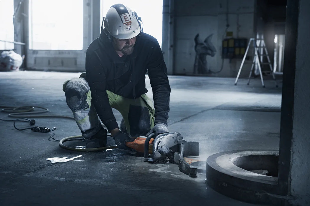 Husqvarna Construction K 4000 Cut-n-Break Saw