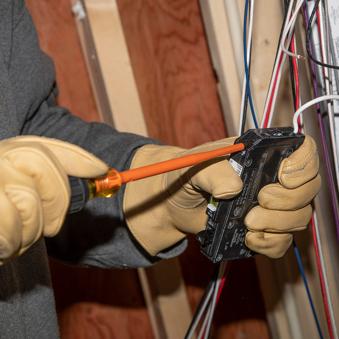 KLEIN TOOLS 6 PC. 1000V Slim-Tip Insulated Screwdriver Set & Magnetizer