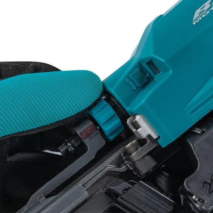 Makita 18V LXT Lithium-Ion Cordless 30 Degree Clipped Head 3-1/2 Inch Framing Nailer (Bare Tool)