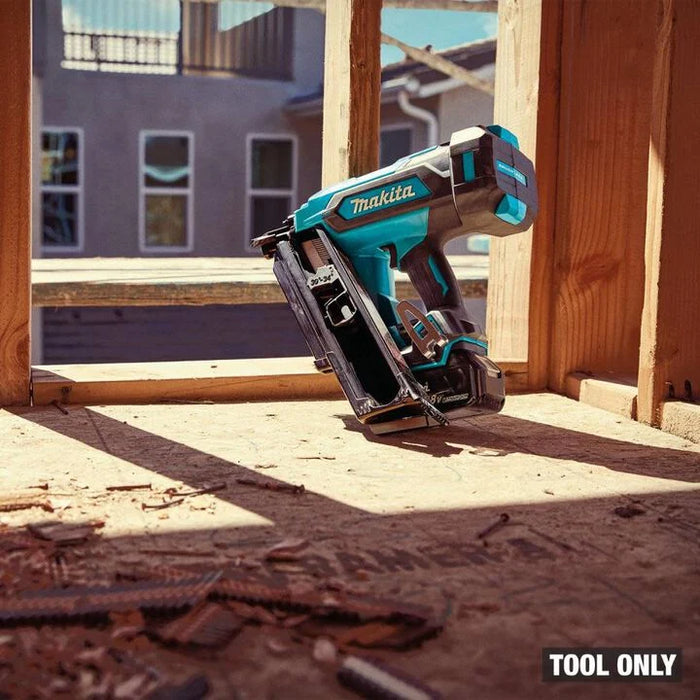 Makita 18V LXT Lithium-Ion Cordless 30 Degree Clipped Head 3-1/2 Inch Framing Nailer (Bare Tool)