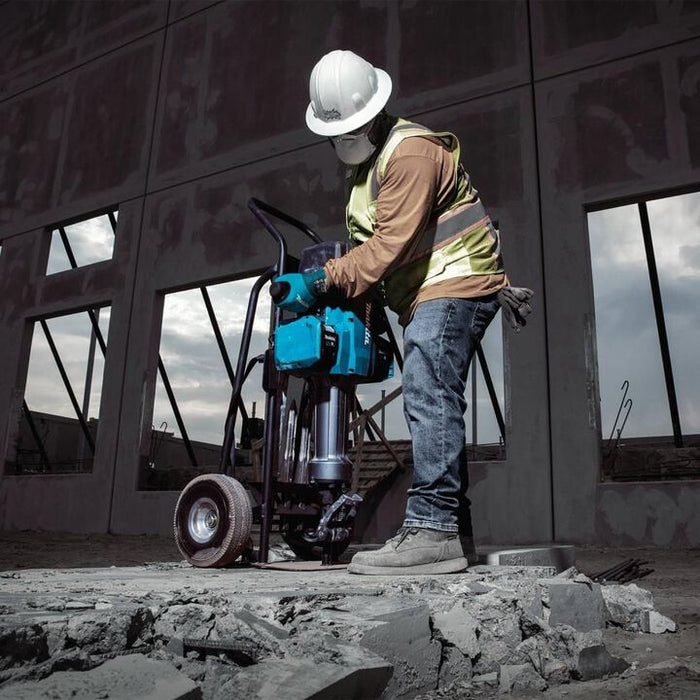 Makita 80V max (40V max X2) XGT Brushless 70 lb. 1-1/8 Inch Hex AVT Breaker Hammer 8 Ah Kit, AWS Capable with 4 Batteries