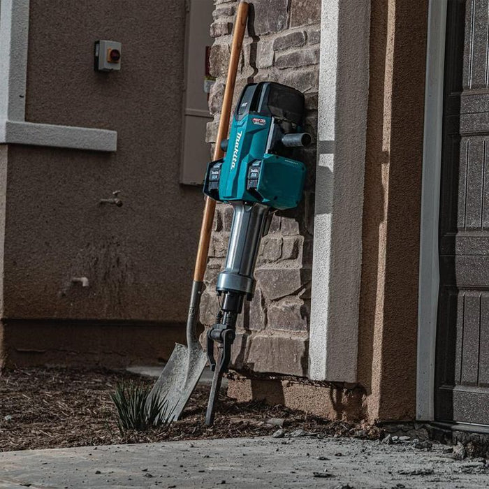 Makita 80V max (40V max X2) XGT Brushless 70 lb. 1-1/8 Inch Hex AVT Breaker Hammer 8 Ah Kit, AWS Capable with 4 Batteries